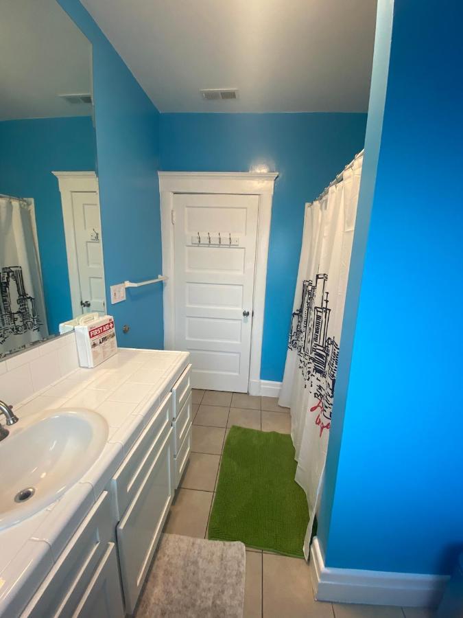 Private Large La Bedroom W Private Half-Bathroom - Ac - Wifi - Private Fridge Near Usc - Exposition Park - Usc Memorial Coliseum - Banc Of California Stadium - Downtown Los Angeles Dtla - University Of Southern California Usc! Exterior foto